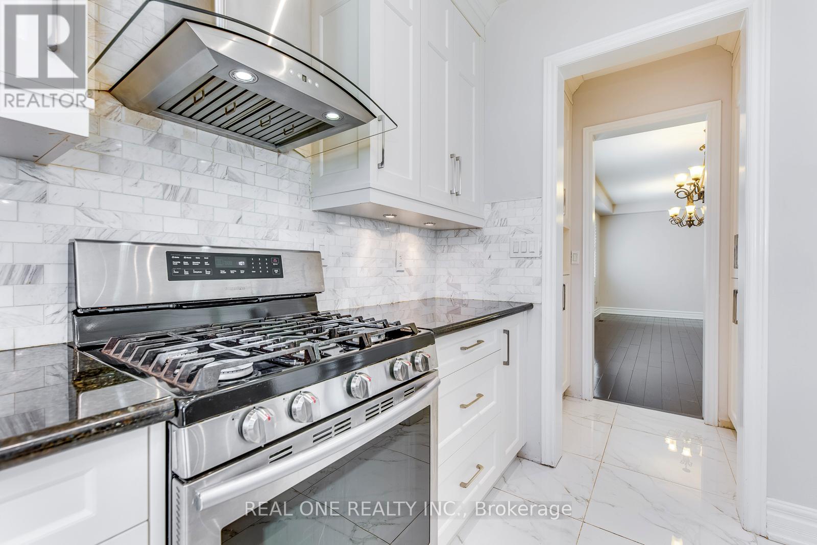 1280 Kestell Boulevard, Oakville, Ontario  L6H 0B3 - Photo 24 - W12679500