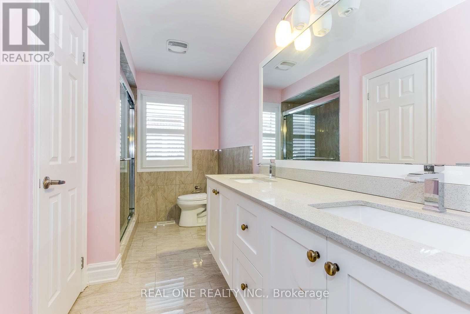 1280 Kestell Boulevard, Oakville, Ontario  L6H 0B3 - Photo 38 - W12679500