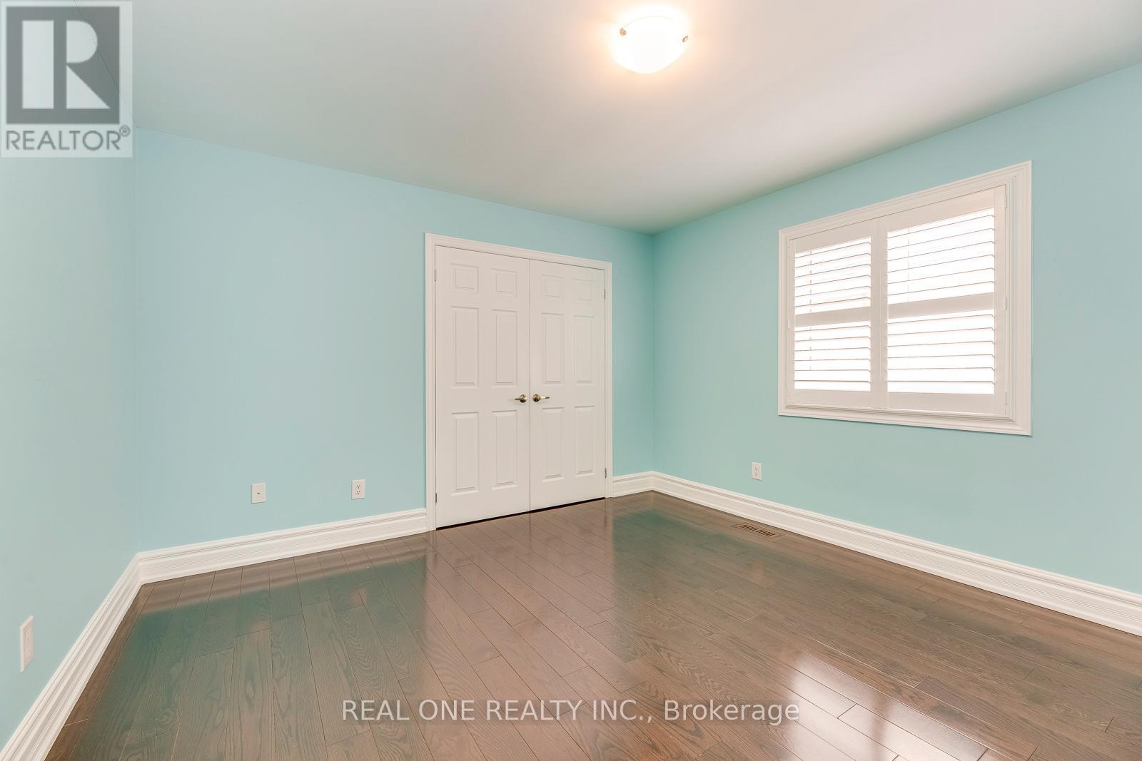 1280 Kestell Boulevard, Oakville, Ontario  L6H 0B3 - Photo 43 - W12679500