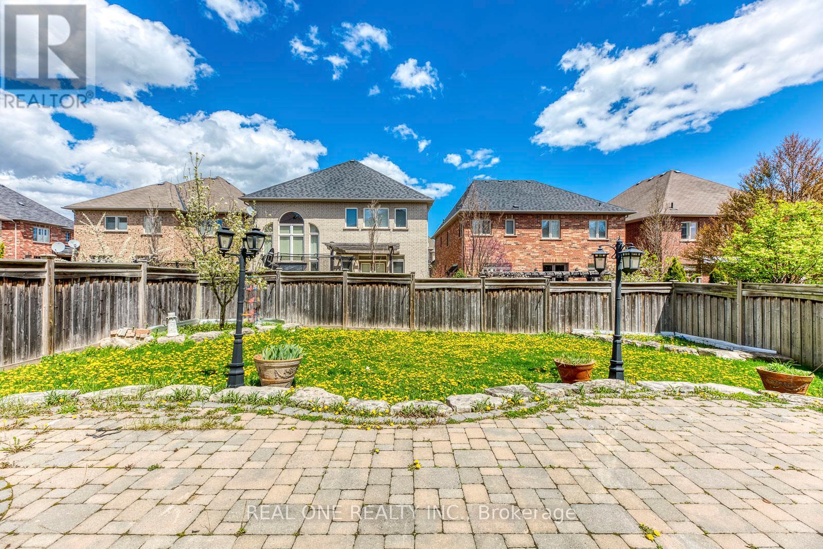 1280 Kestell Boulevard, Oakville, Ontario  L6H 0B3 - Photo 46 - W12679500