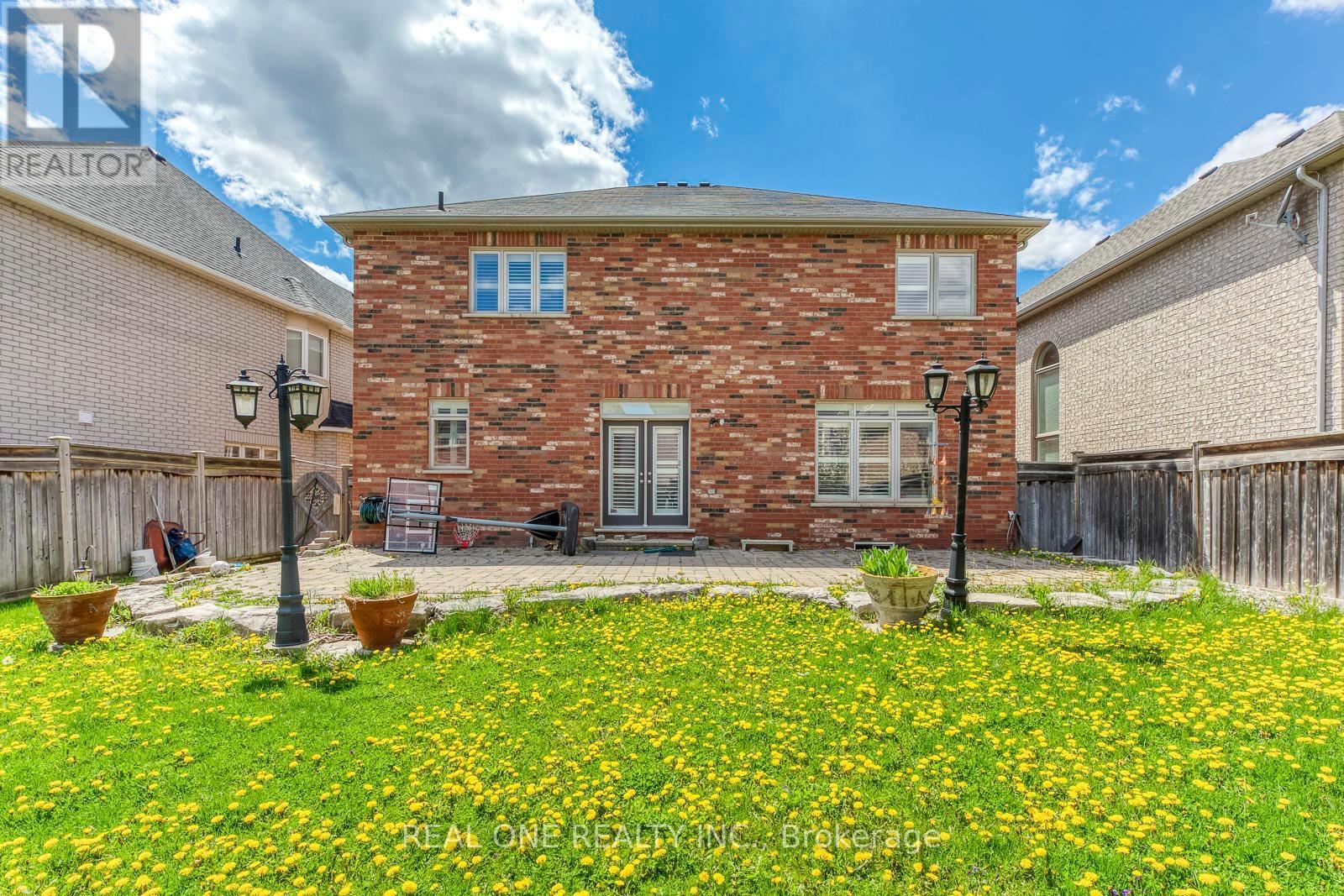 1280 Kestell Boulevard, Oakville, Ontario  L6H 0B3 - Photo 48 - W12679500