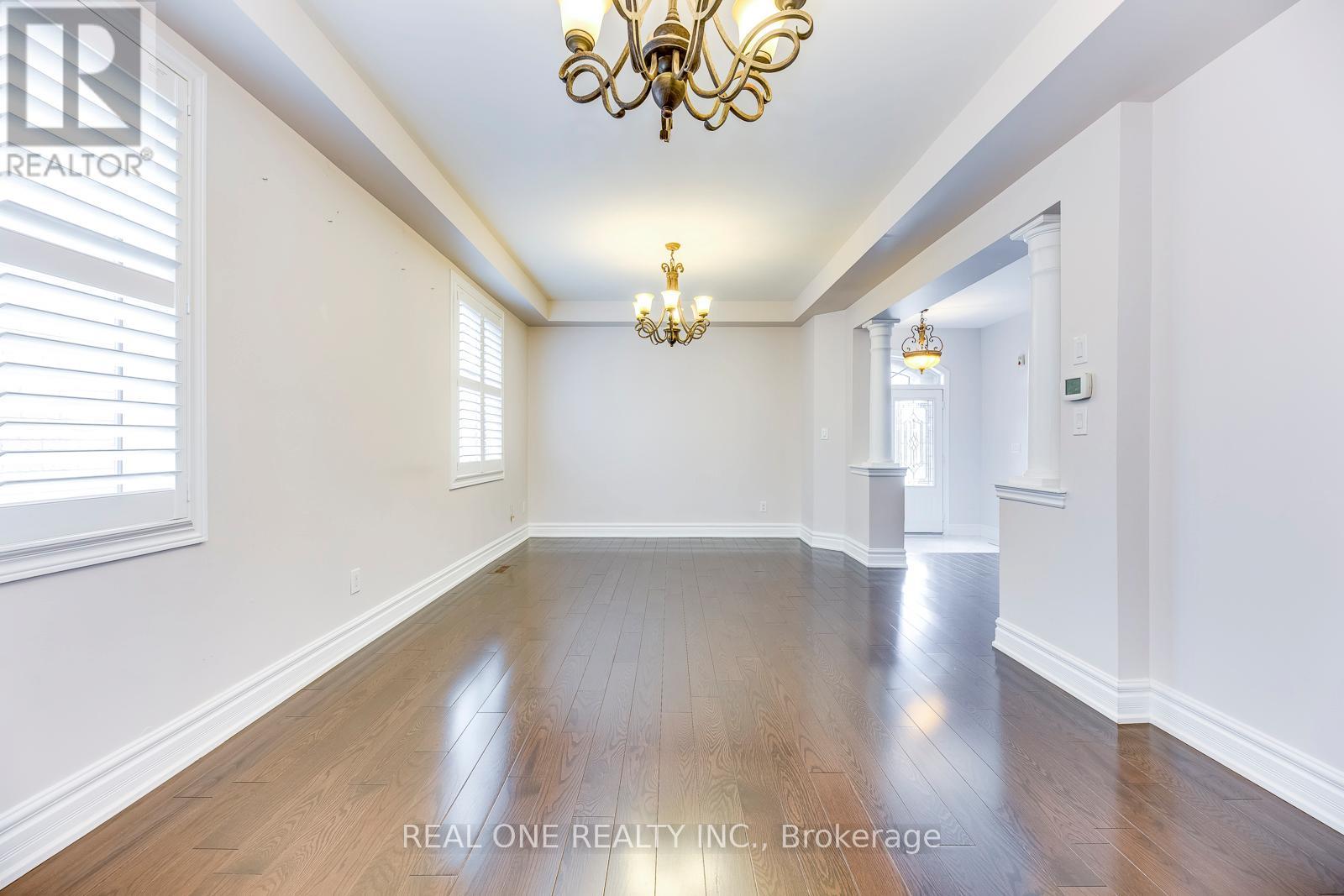 1280 Kestell Boulevard, Oakville, Ontario  L6H 0B3 - Photo 7 - W12679500