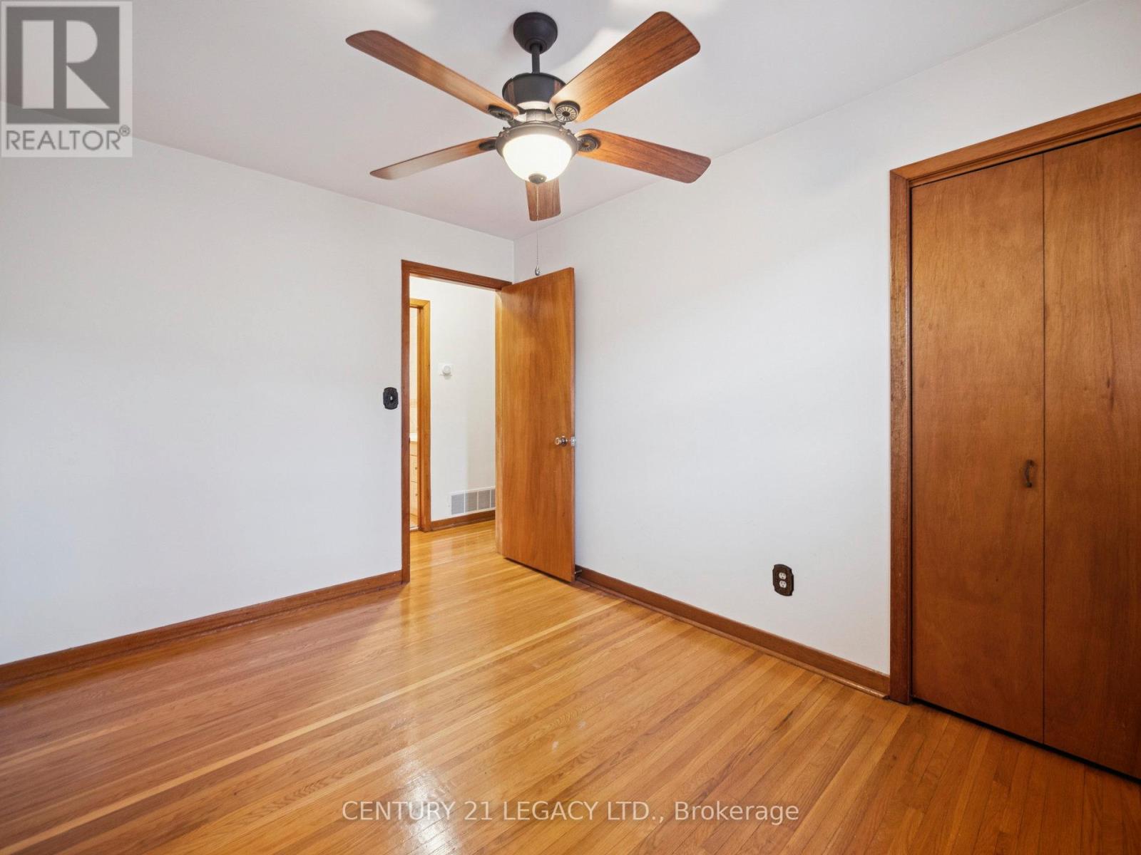 2152 Sheppard Avenue W, Toronto, Ontario  M3N 1A5 - Photo 28 - W12679516