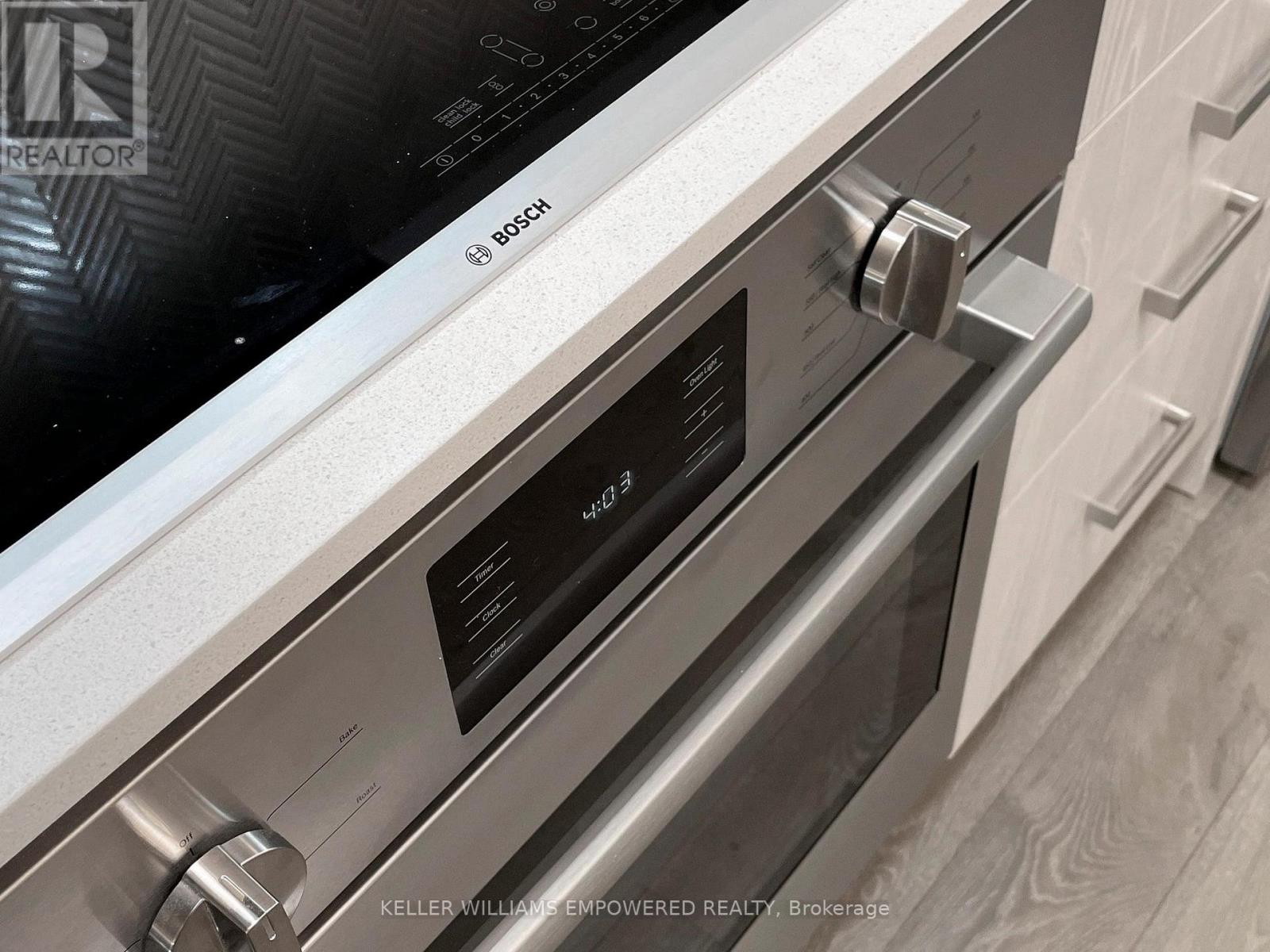 219 - 293 The Kingsway, Toronto, Ontario  M9A 0E8 - Photo 10 - W12679518