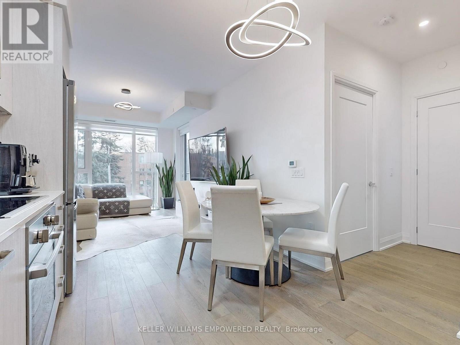 219 - 293 The Kingsway, Toronto, Ontario  M9A 0E8 - Photo 6 - W12679518