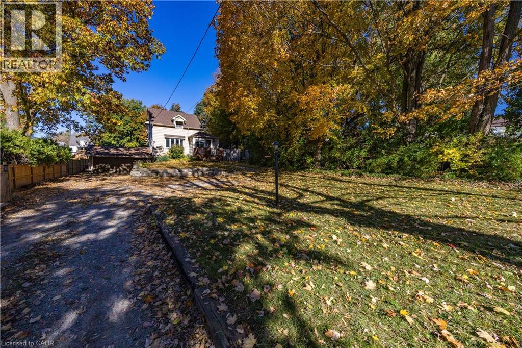 17 MECHANIC Street W, Waterford, Ontario