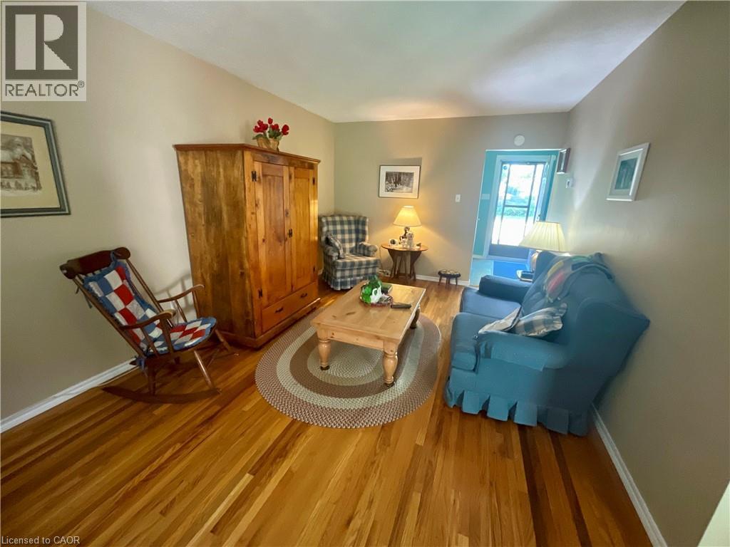 4 Rosanne Crescent, Hamilton, Ontario  L8T 2T7 - Photo 4 - 40796705