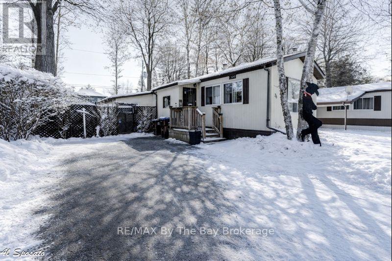 76 GEORGIAN GLEN DRIVE, Wasaga Beach, Ontario