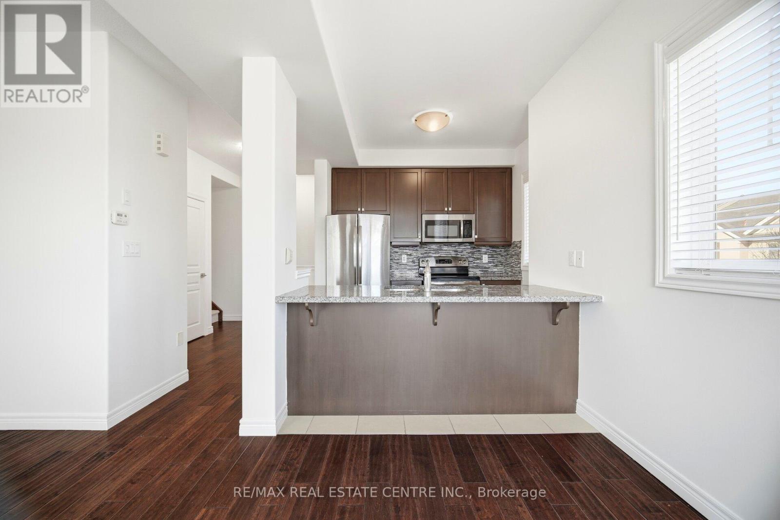 235 Westbank Trail, Hamilton, Ontario  L8J 0H4 - Photo 11 - X12679482