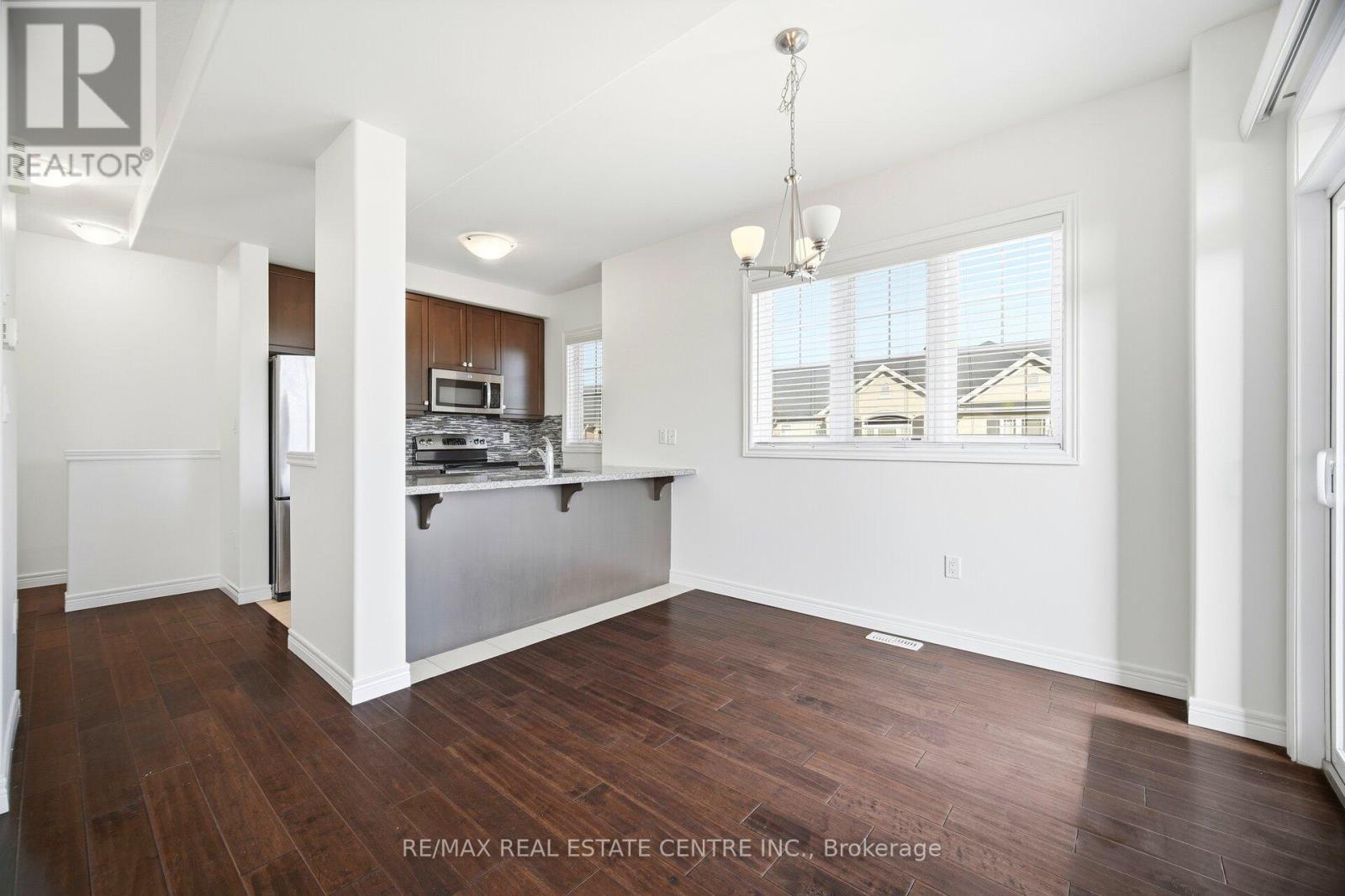 235 Westbank Trail, Hamilton, Ontario  L8J 0H4 - Photo 16 - X12679482