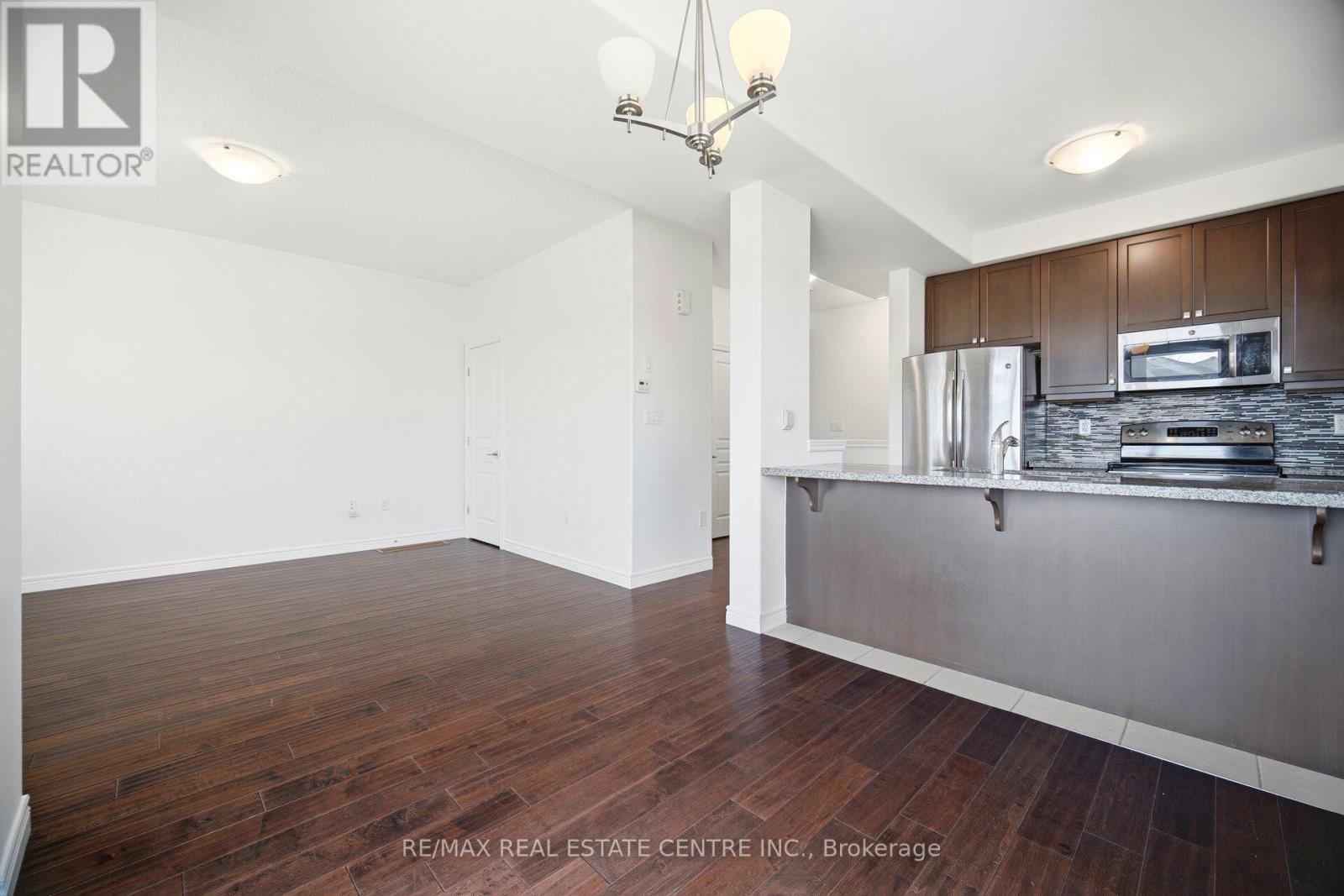 235 Westbank Trail, Hamilton, Ontario  L8J 0H4 - Photo 19 - X12679482