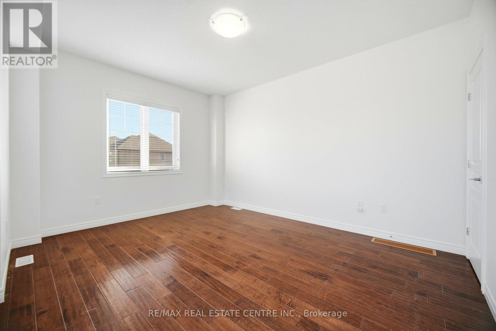 235 Westbank Trail, Hamilton, Ontario  L8J 0H4 - Photo 21 - X12679482