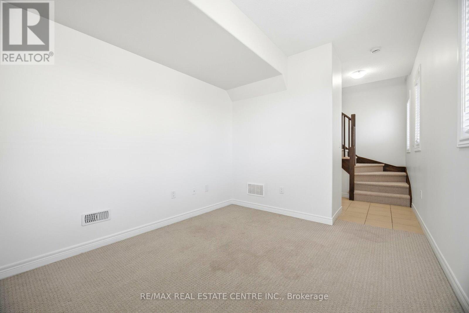 235 Westbank Trail, Hamilton, Ontario  L8J 0H4 - Photo 40 - X12679482