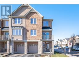 235 WESTBANK TRAIL, Hamilton, Ontario