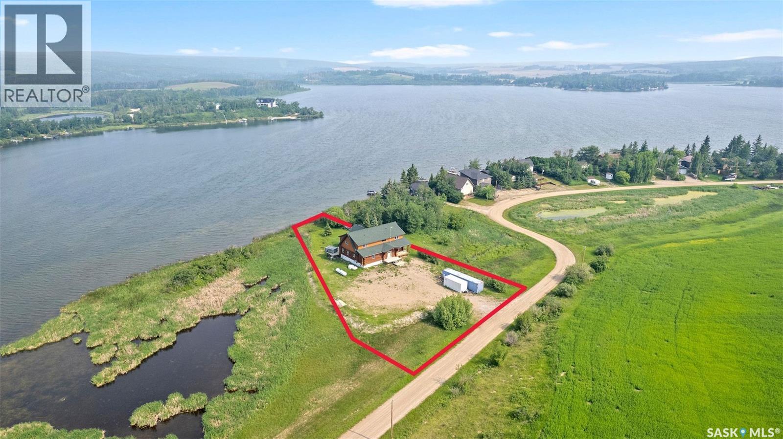 Martins Lake Scenic Waterfront Log Home, Leask Rm No. 464, Saskatchewan  S0J 1M0 - Photo 10 - SK026492