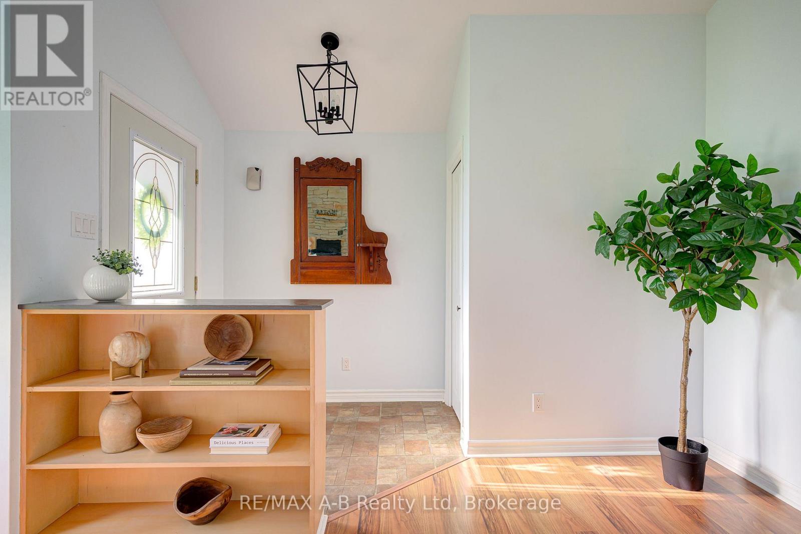 3981 111 Road, Perth East, Ontario  N5A 6S5 - Photo 5 - X12679536