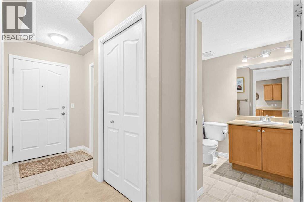 109, 369 Rocky Vista Park Nw, Calgary, Alberta  T3G 5K7 - Photo 14 - A2268202