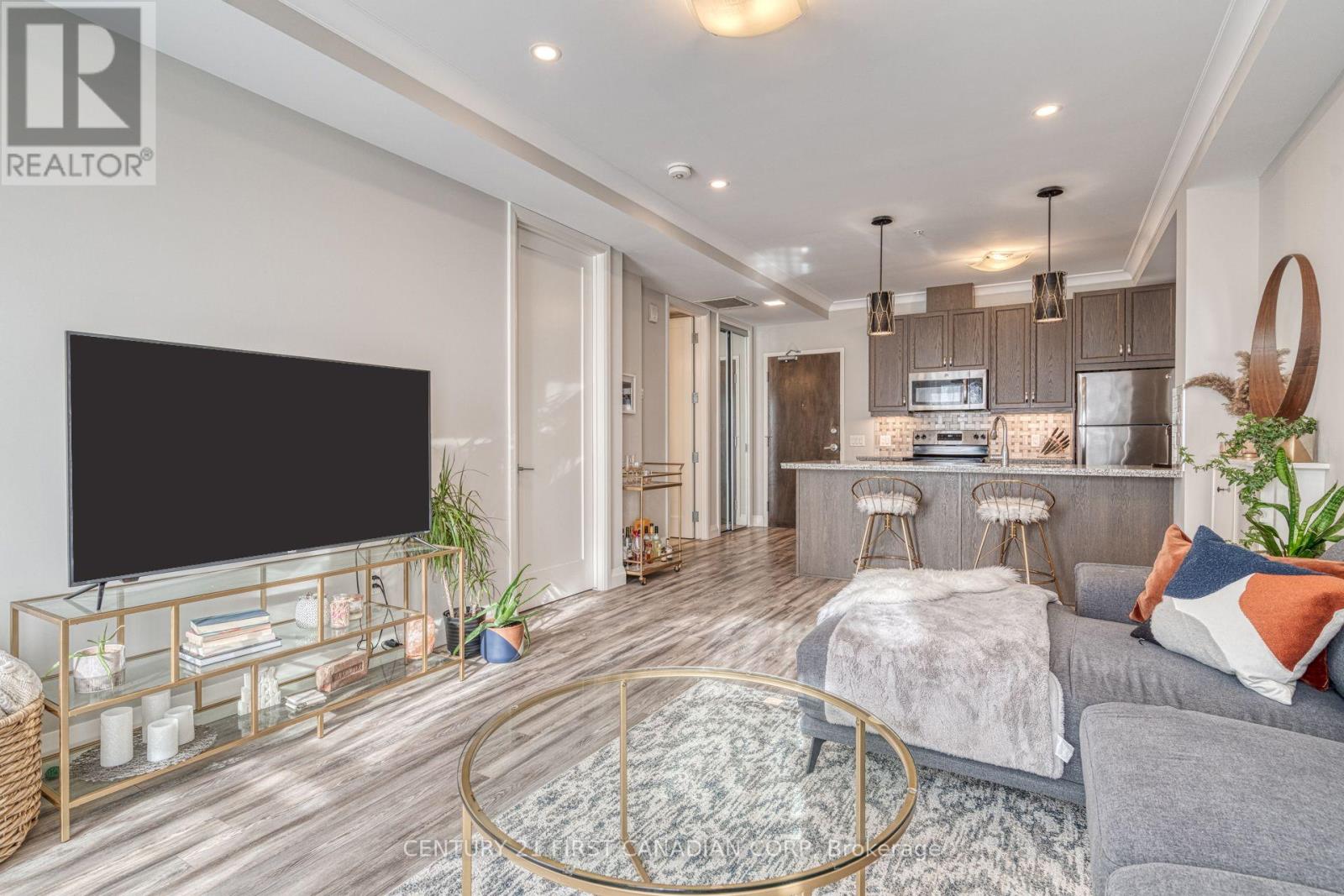 720 - 118 King Street E, Hamilton, Ontario  L8N 1A8 - Photo 12 - X12679520