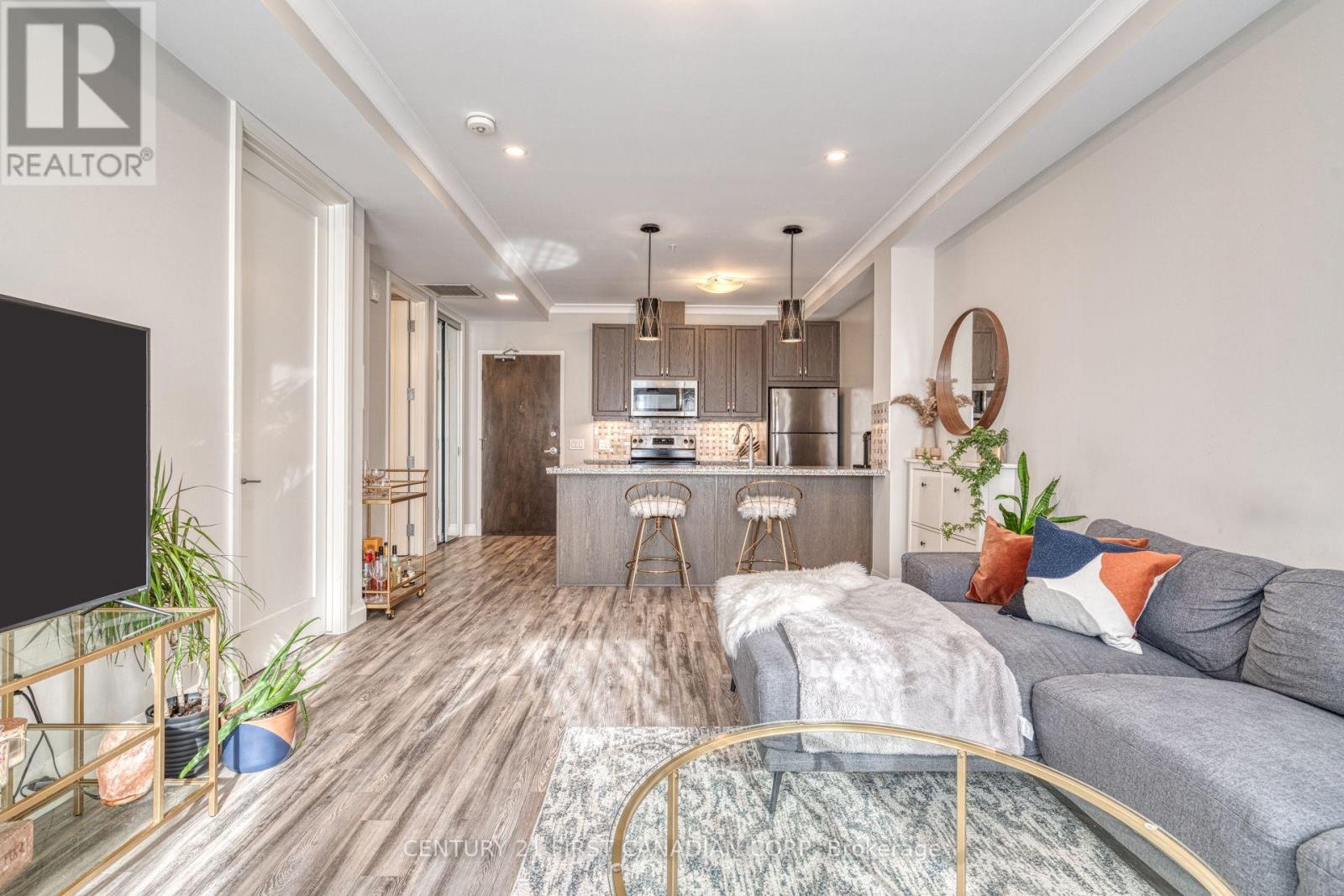 720 - 118 King Street E, Hamilton, Ontario  L8N 1A8 - Photo 13 - X12679520