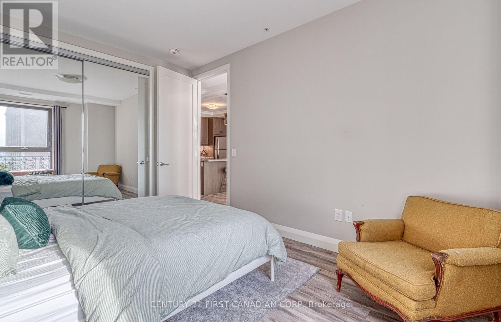 720 - 118 King Street E, Hamilton, Ontario  L8N 1A8 - Photo 19 - X12679520