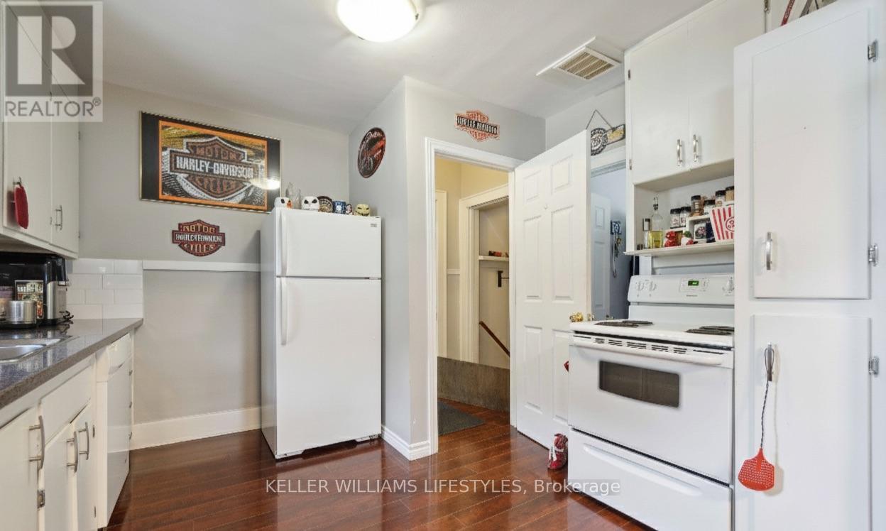 356 Exmouth Street, Sarnia, Ontario  N7T 5N6 - Photo 7 - X12679556