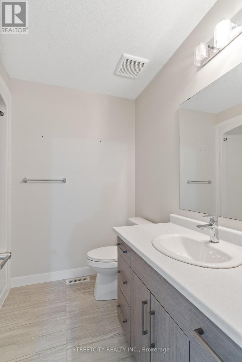 964 West Village Square, London North, Ontario  N6H 0J7 - Photo 37 - X12679572