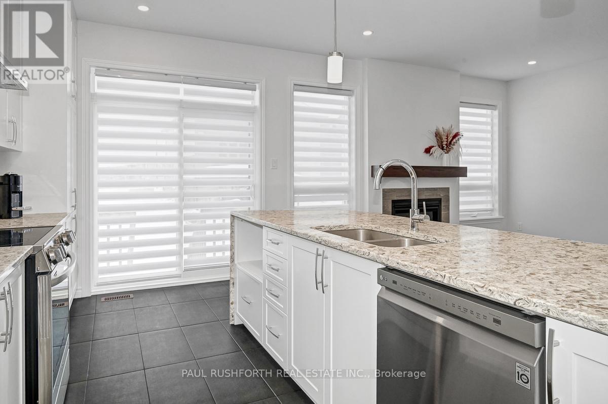 770 Cope Drive, Ottawa, Ontario  K2S 2P9 - Photo 10 - X12679586