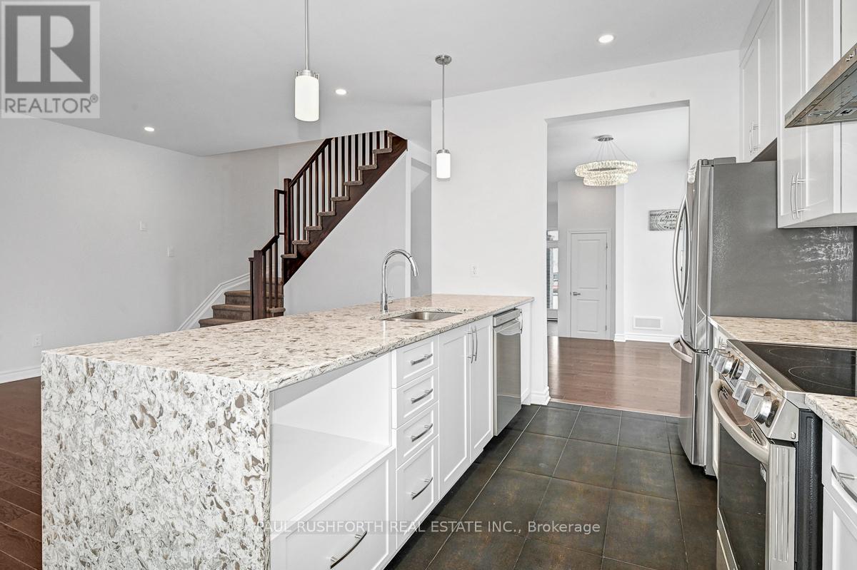 770 Cope Drive, Ottawa, Ontario  K2S 2P9 - Photo 9 - X12679586