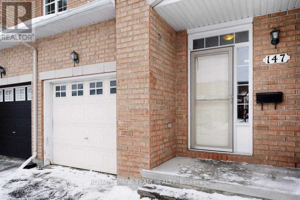 147 Deercroft Avenue, Ottawa, Ontario  K2J 5H8 - Photo 2 - X12679618