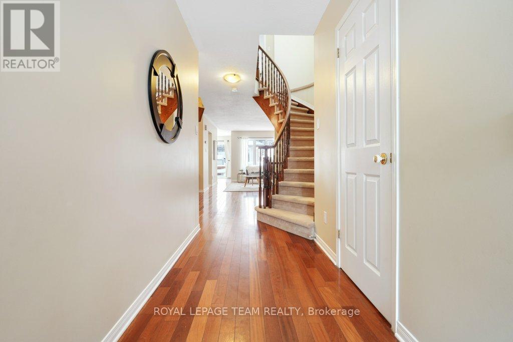 147 Deercroft Avenue, Ottawa, Ontario  K2J 5H8 - Photo 4 - X12679618