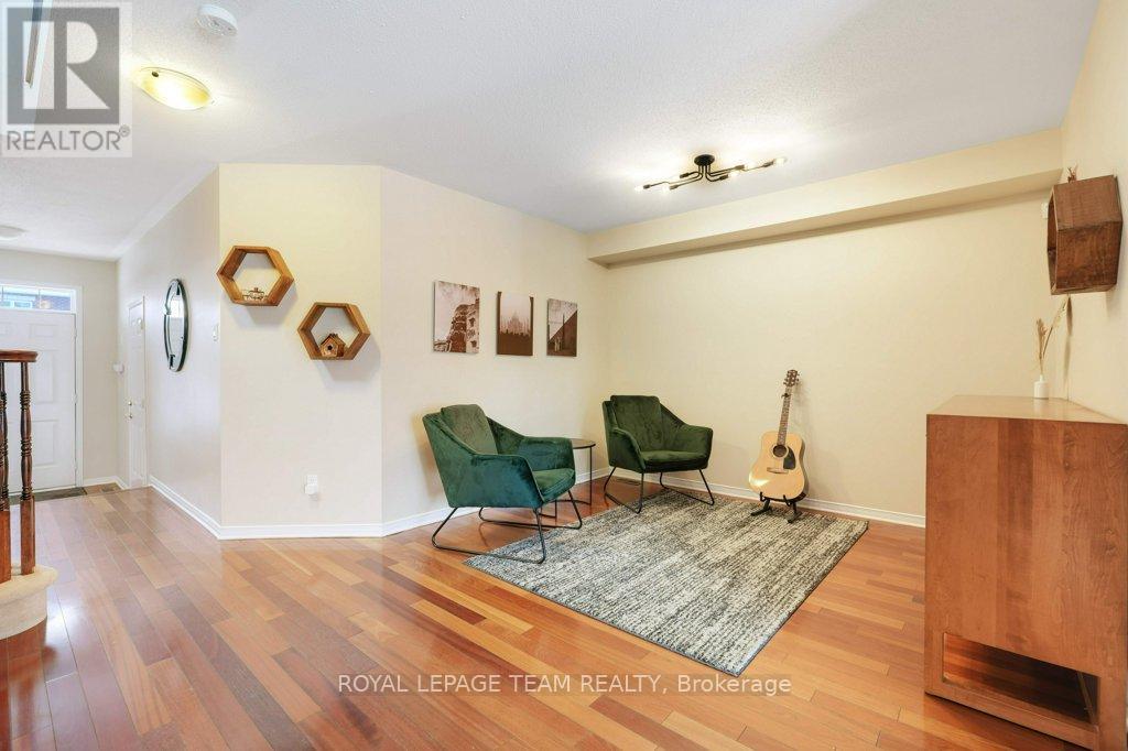 147 Deercroft Avenue, Ottawa, Ontario  K2J 5H8 - Photo 9 - X12679618