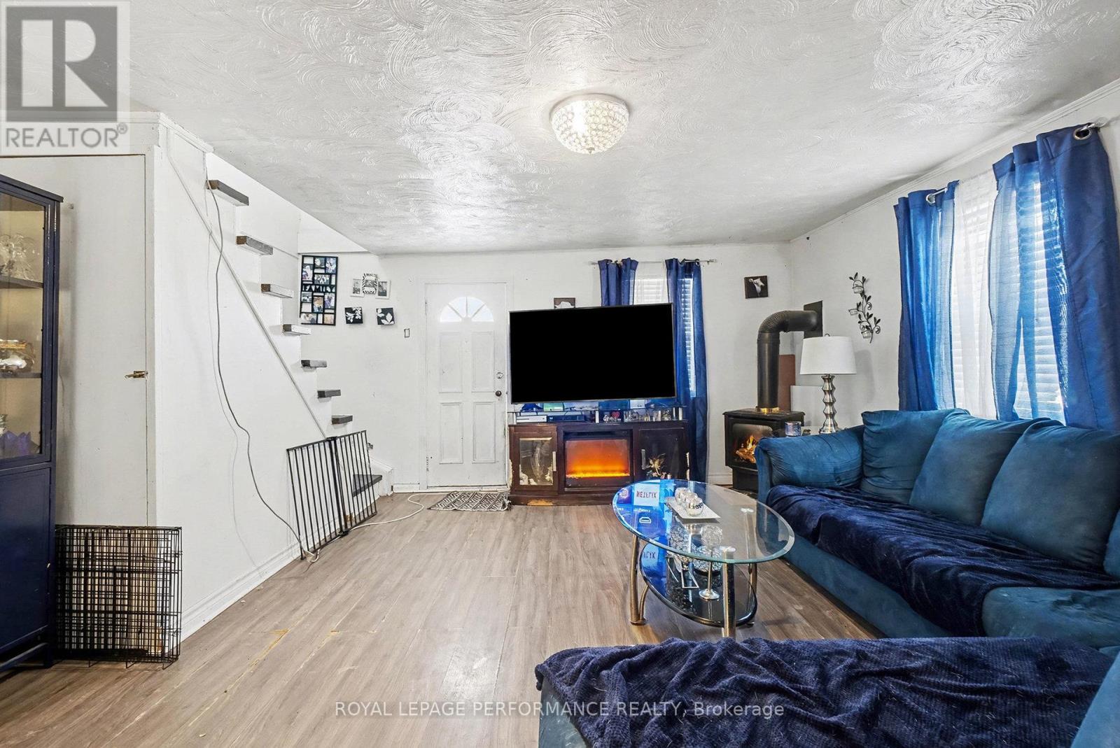 1069 Alma Street, Clarence-Rockland, Ontario  K4K 1E4 - Photo 8 - X12679652