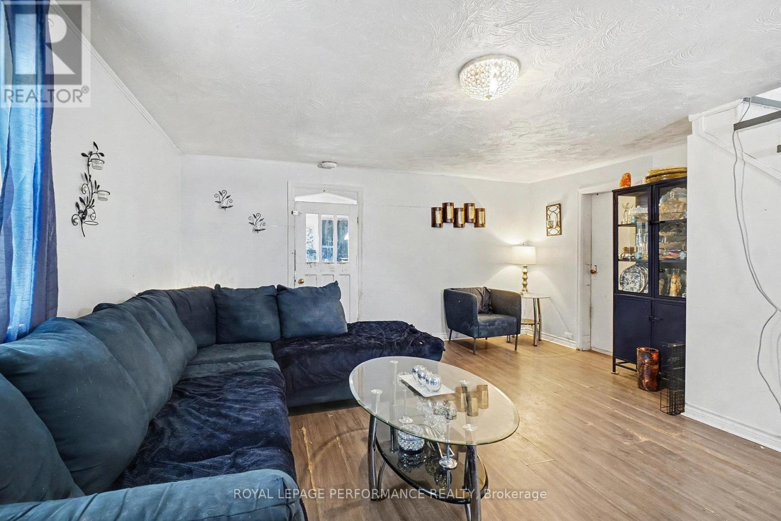 1069 Alma Street, Clarence-Rockland, Ontario  K4K 1E4 - Photo 9 - X12679652