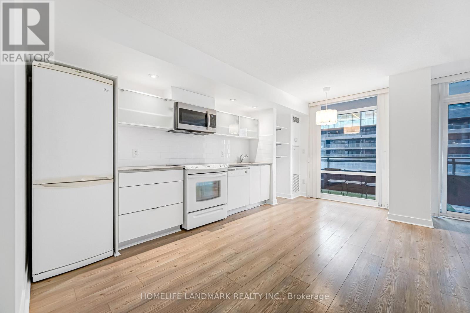 811 - 4k Spadina Avenue, Toronto, Ontario  M5V 3Y9 - Photo 33 - C12559750