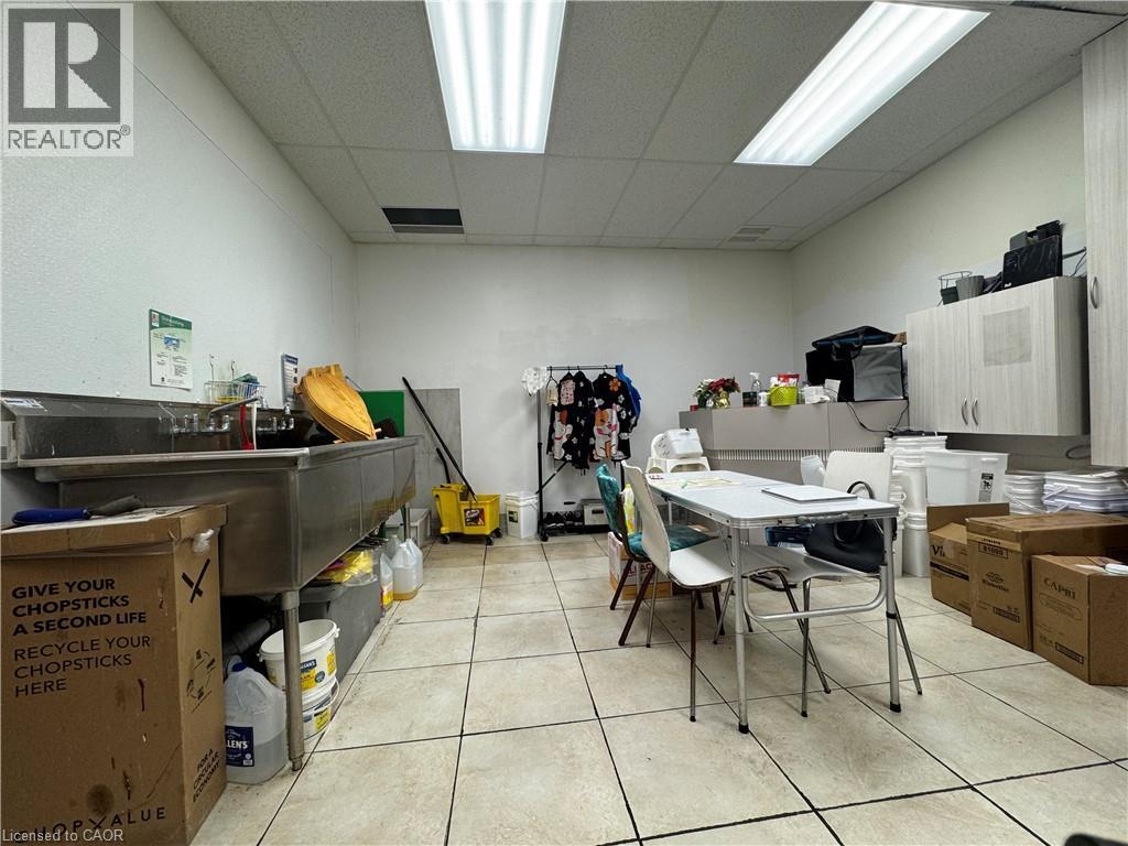 1050  Drive Unit# 13, Stoney Creek, Ontario  L8J 1P8 - Photo 31 - 40797319