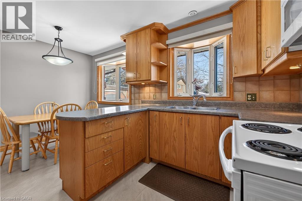 77 Upper Paradise Road, Hamilton, Ontario  L9C 5B6 - Photo 9 - 40797180