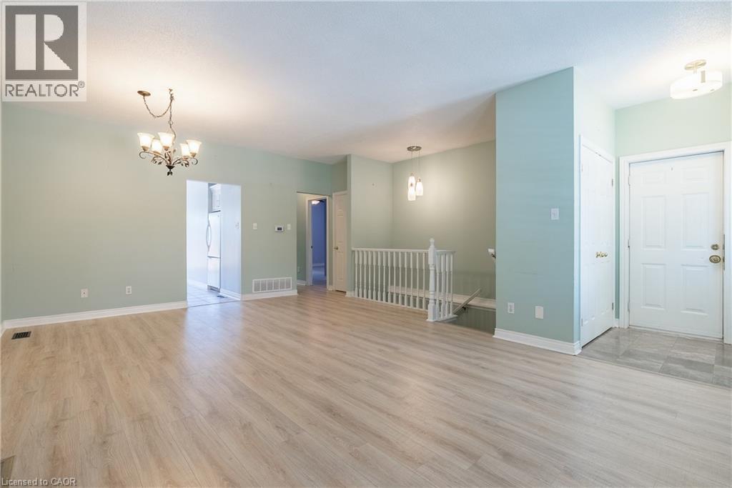 34 Southbrook Drive Unit# 3, Binbrook, Ontario  L0R 2C0 - Photo 10 - 40797130