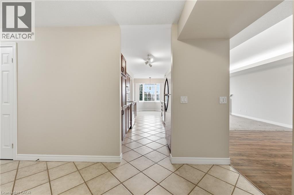 990 Golf Links Road Unit# 302, Ancaster, Ontario  L9K 1J8 - Photo 9 - 40796859