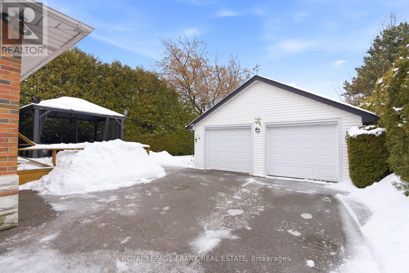 96 Beatrice Street W, Oshawa, Ontario L1G 3M8 - Photo 3 - E12679634