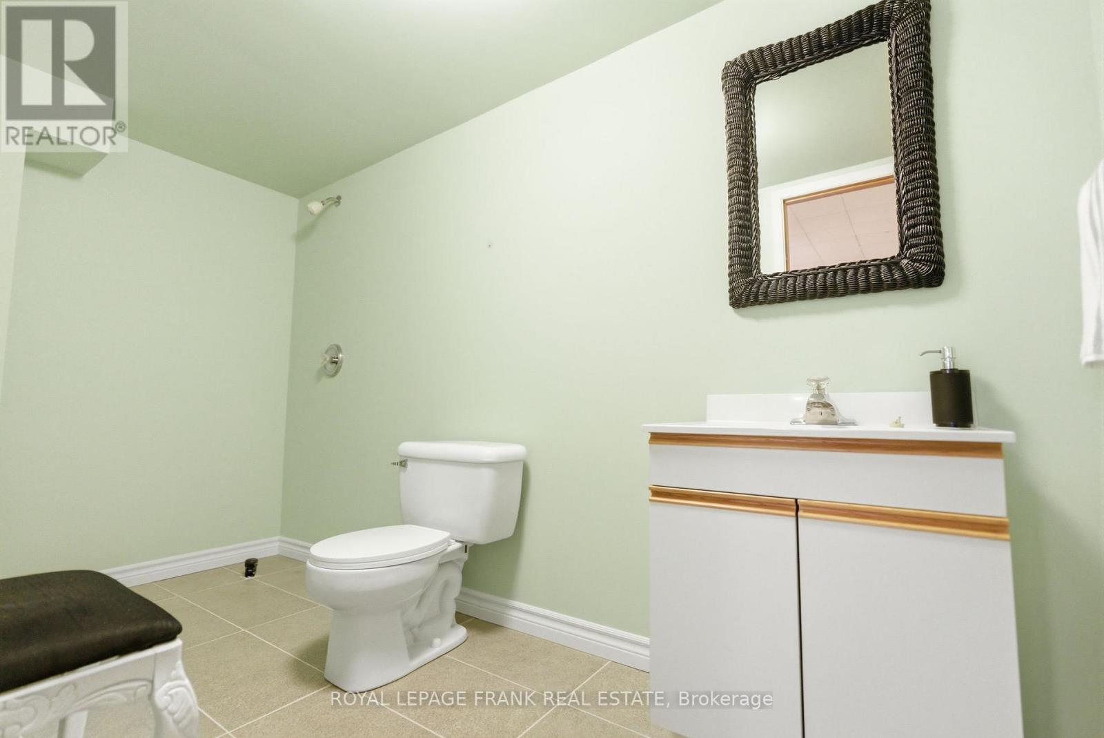 96 Beatrice Street W, Oshawa, Ontario L1G 3M8 - Photo 30 - E12679634