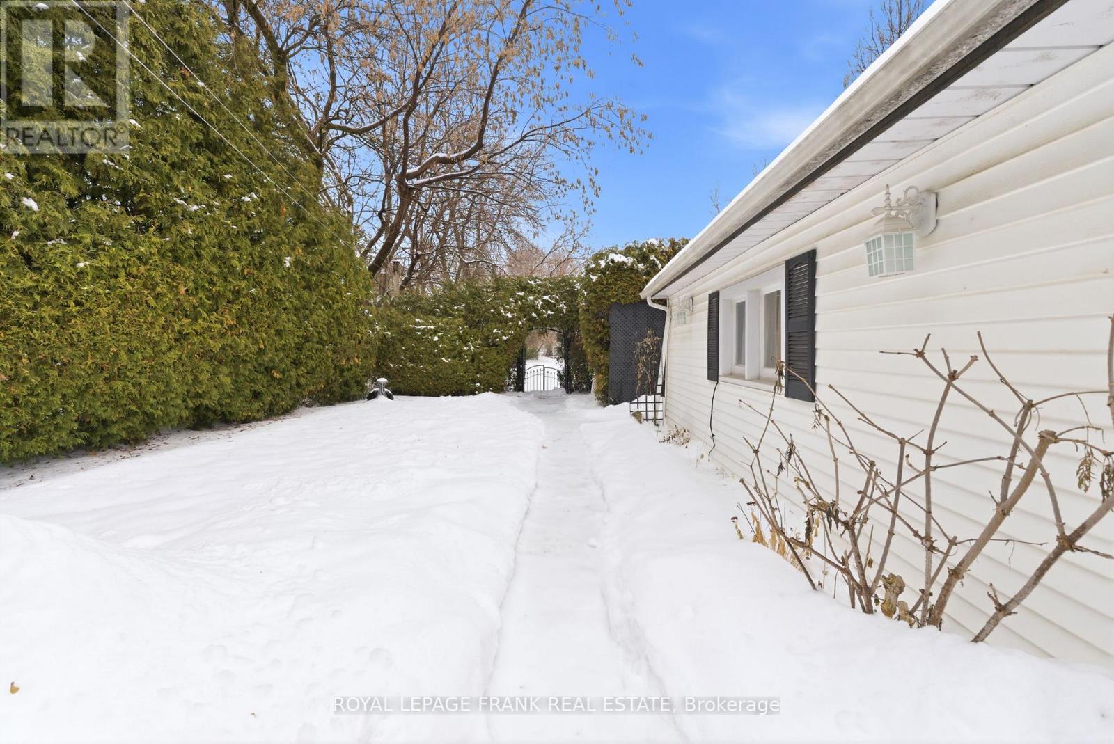 96 Beatrice Street W, Oshawa, Ontario L1G 3M8 - Photo 5 - E12679634