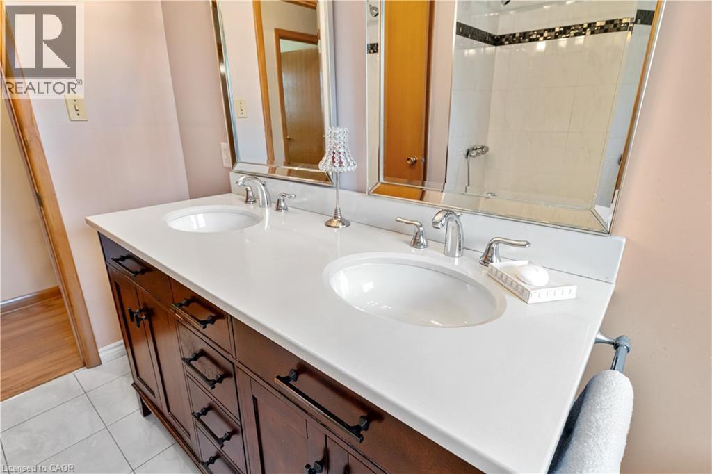 160 Elgin Street, Thorold, Ontario  L2V 3C2 - Photo 25 - 40797028