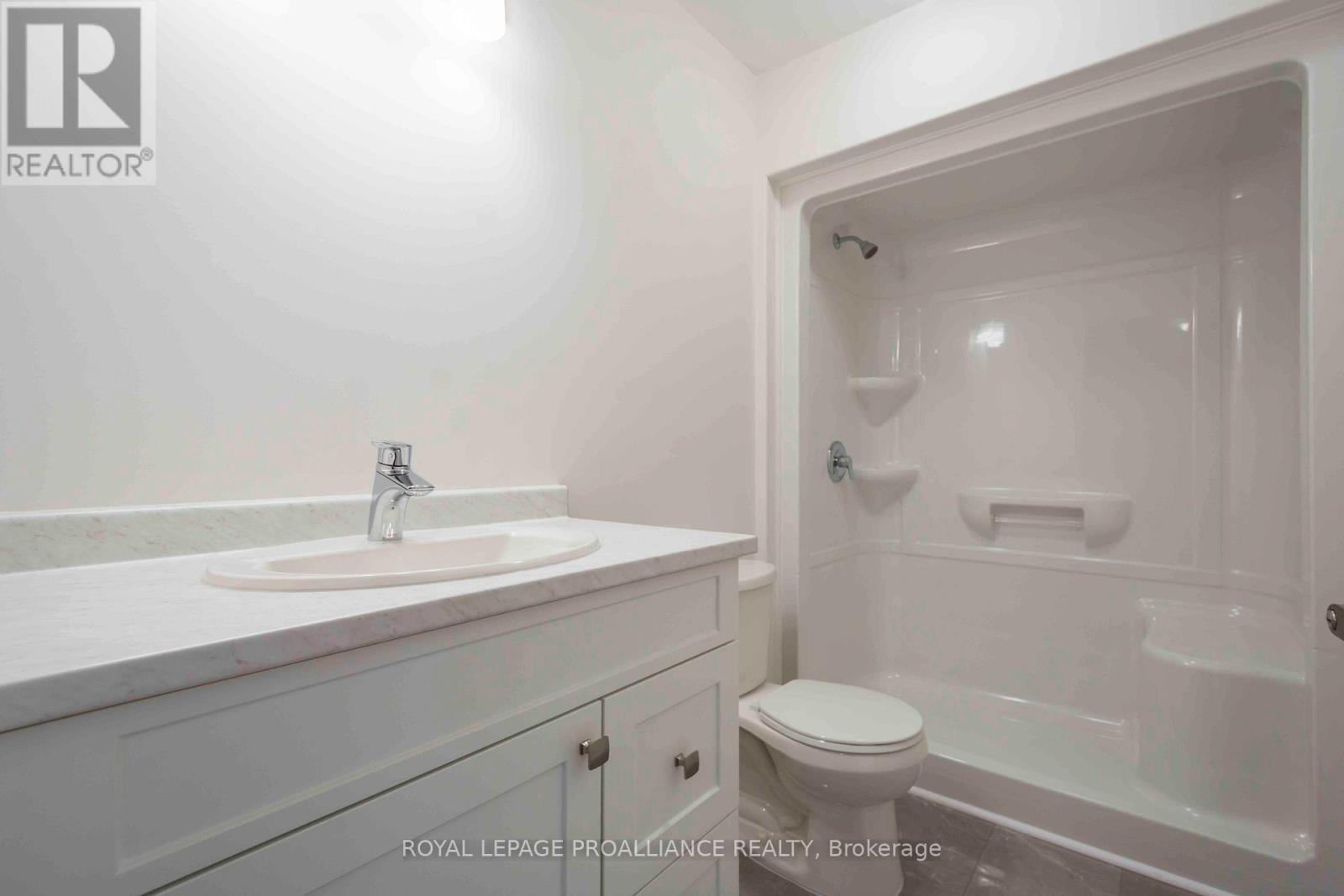 110 Farrington Crescent, Prince Edward County, Ontario  K0K 2T0 - Photo 15 - X12679656