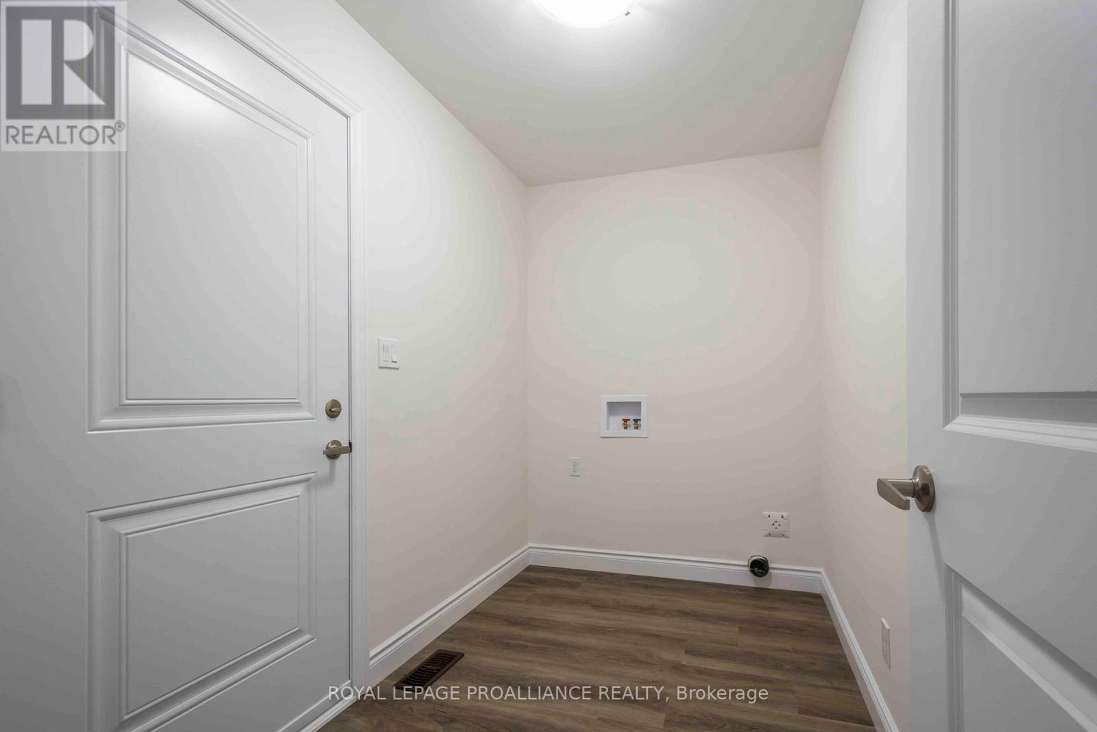 110 Farrington Crescent, Prince Edward County, Ontario  K0K 2T0 - Photo 18 - X12679656