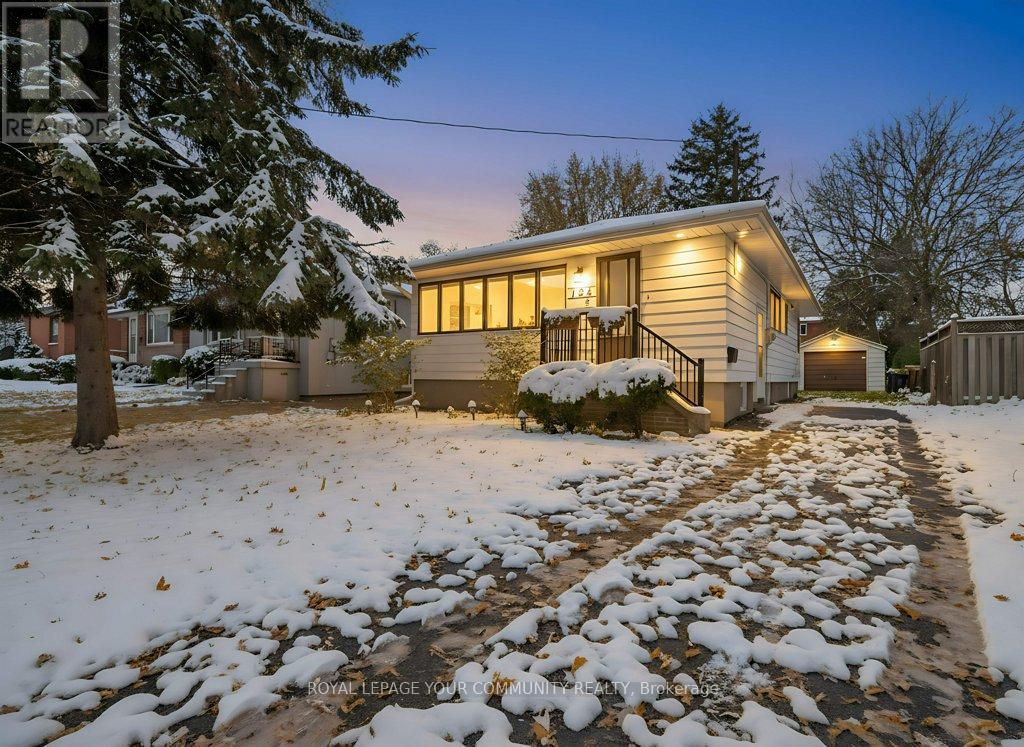 184 HENDON AVENUE, Toronto, Ontario