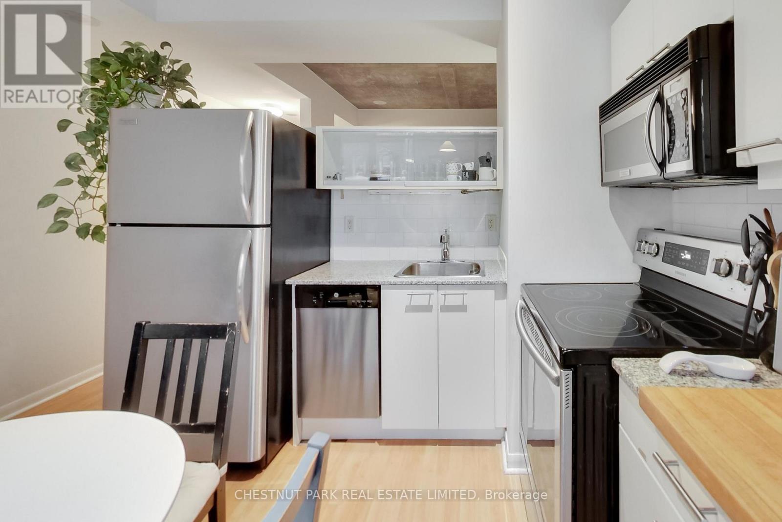 321 - 218 King Street E, Toronto, Ontario  M5A 4T5 - Photo 8 - C12679568