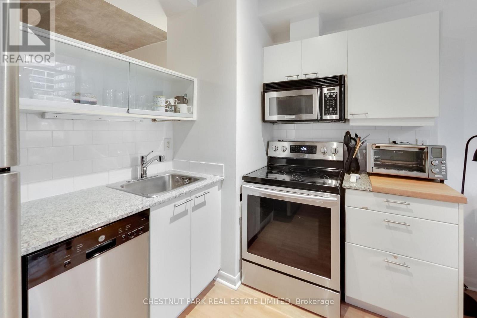 321 - 218 King Street E, Toronto, Ontario  M5A 4T5 - Photo 9 - C12679568