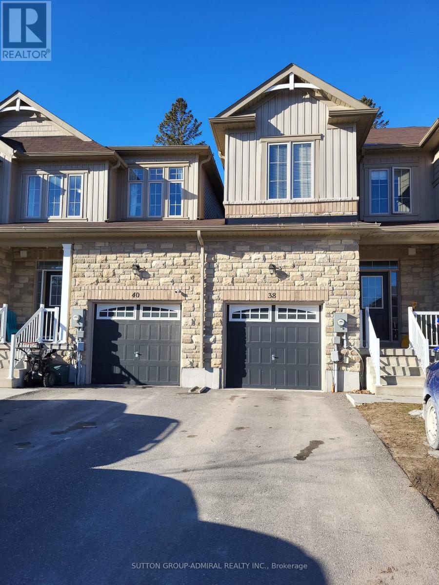 38 GREENWOOD DRIVE, Essa, Ontario