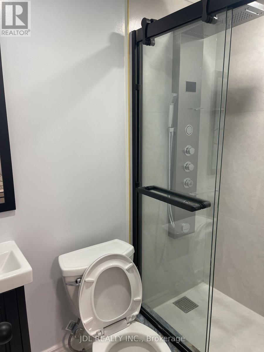 30 Lavron Ct Court, Markham, Ontario L3S 2N8 - Photo 11 - N12679526