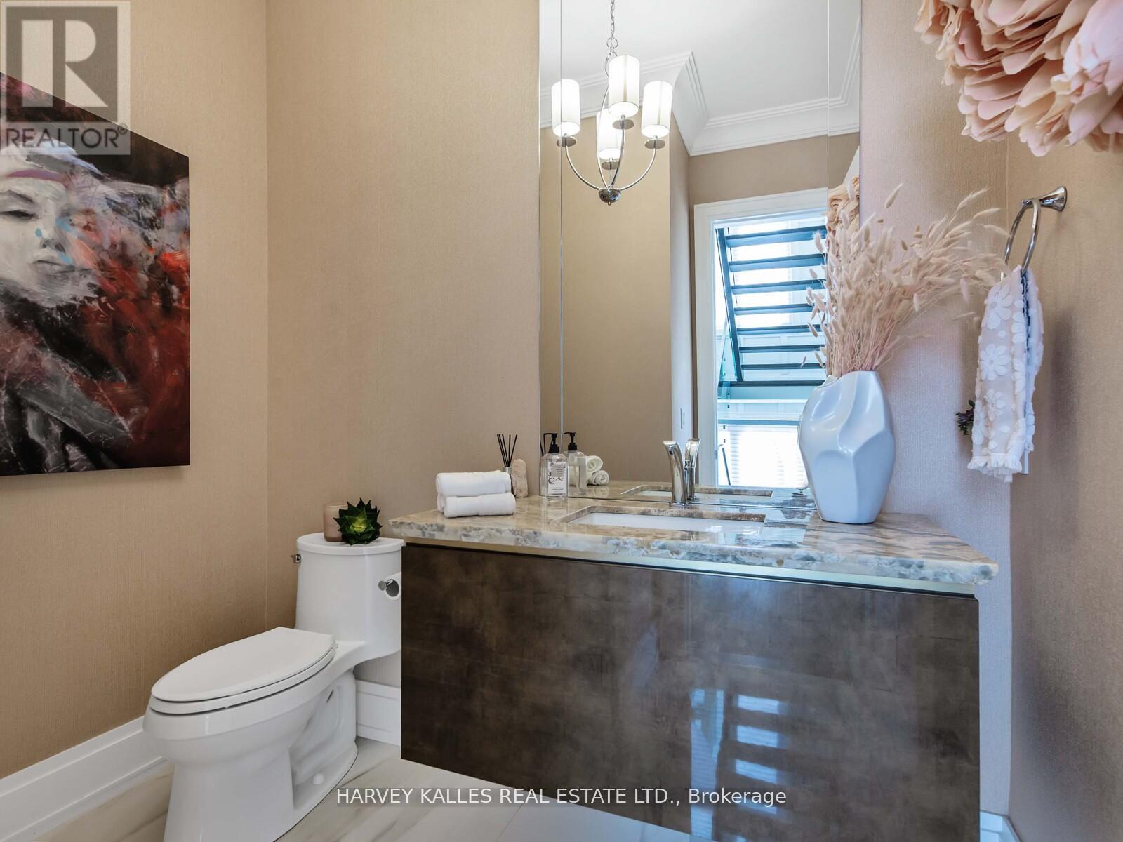 10 Malaren Road, Vaughan, Ontario  L6A 1E5 - Photo 18 - N12679650